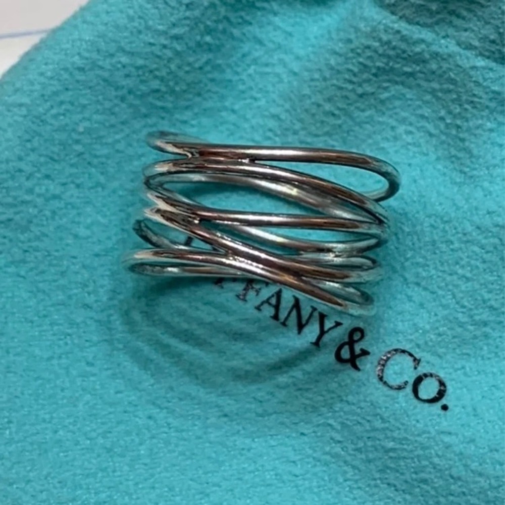 🚫SOLD🚫Tiffany & Co Wave Ring Size 9 - Picture 2 of 5